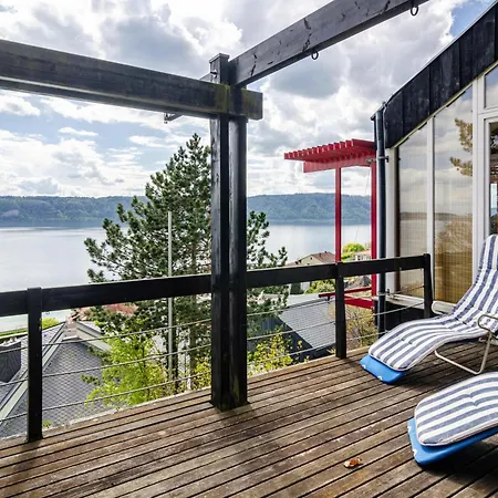 Adlerhorst über Dem Bodensee Sipplingen