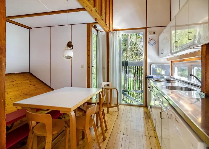 Adlerhorst Ueber Dem Bodensee Зипплинген